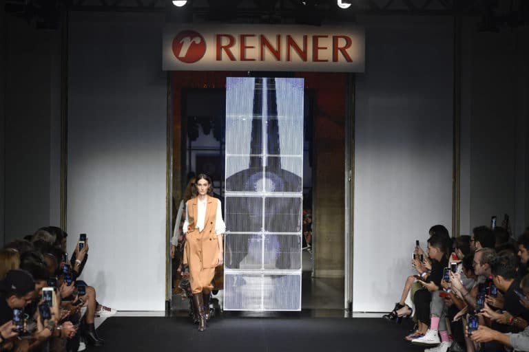 Desfile Renner