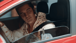 Elvis Presley em campanha de lançamento da Nova Strada