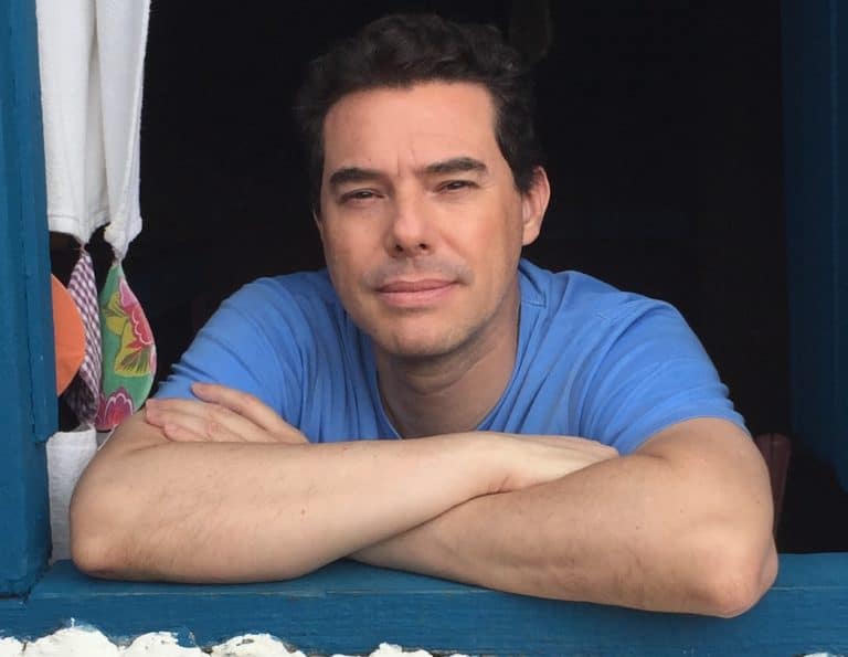 Renato Acciarto - Artigo: A pandemia não pode matar o relacionamento
