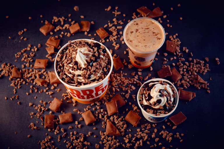 Burger King lança linha de sobremesas com Lacta Diamante Negro.