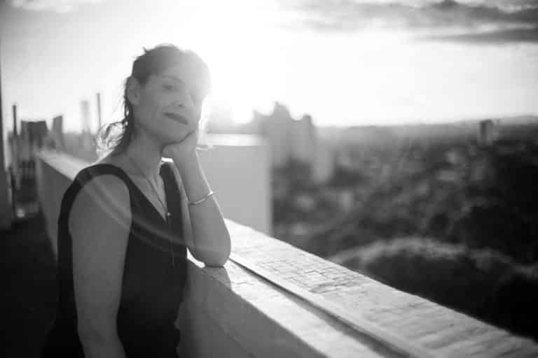 Zohar anuncia Joana Prado como nova diretora de cena.