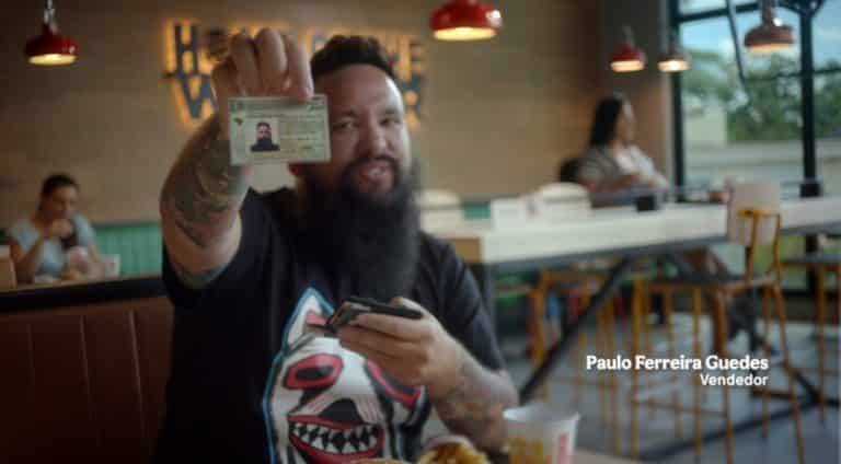 Burger King traz "Paulos Guedes" para falar de economia.