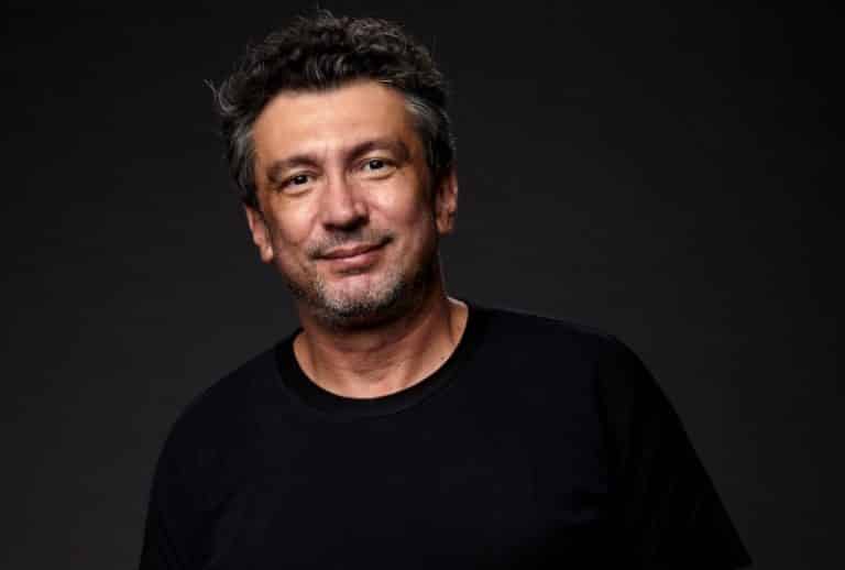 Africa anuncia a contratação de Rynaldo Gondim.