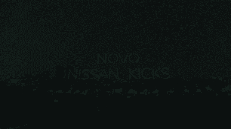 Nissan ilumina o céu de São Paulo para lançamento do novo Kicks.