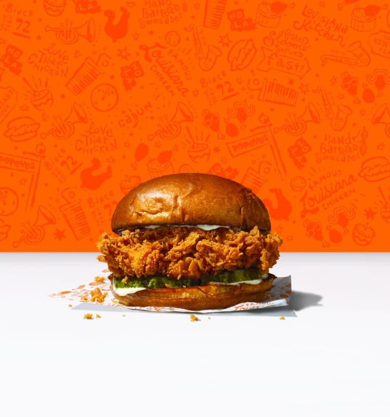 Popeyes oferece mil sanduíches a clientes frustrados.