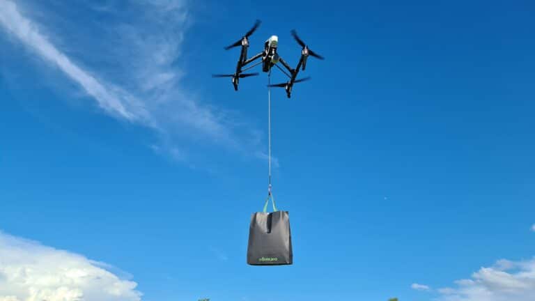 O Boticário usa drones para entregar Malbec Bleu.