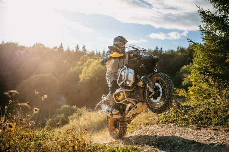 Nova campanha em redes sociais celebra a paixão brasileira pela linha BMW GS