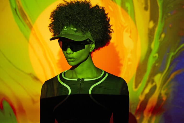 Oakley apresenta collab com marca brasileira