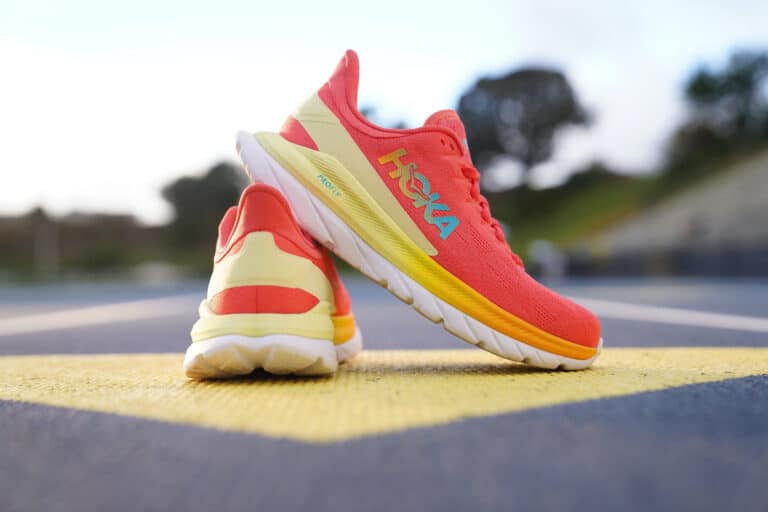 HOKA ONE ONE escolhe a FCB como sua agência