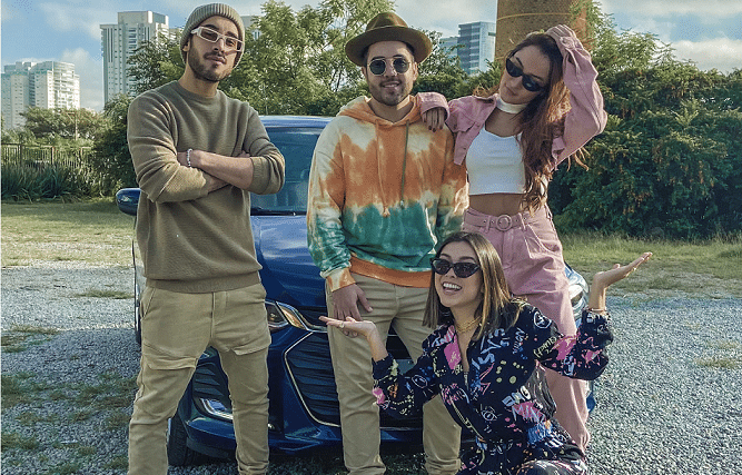 Artistas viajam a bordo do Chevrolet Onix