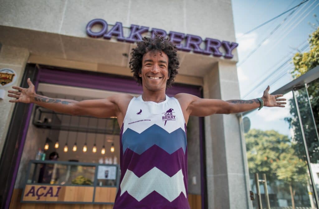 A OAKBERRY, buscando ocupar um espaço importante no coração dos clientes, anuncia a parceria com o triatleta mineiro Thiago Vinhal.