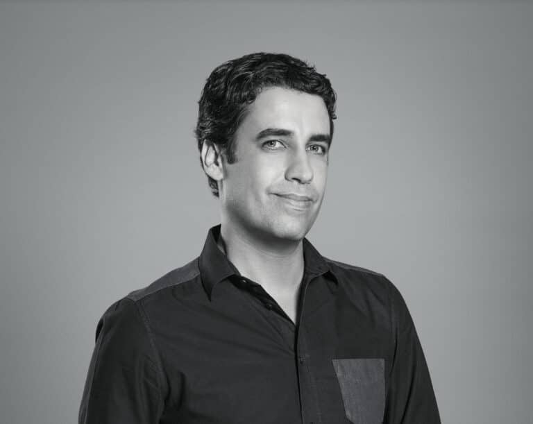 Após mais de sete anos na dentsumb, o VP de criação Filipe Cuvero, faz novo movimento em sua carreira, e anuncia sua saída da agência.