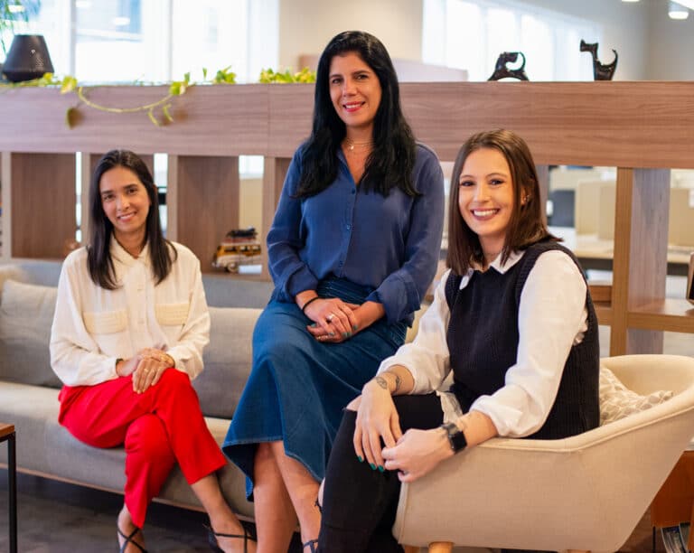 Foto Spark New Business - da esquerda para a direita: Kika Santos, Ana Baraldi e Fernanda Sepulbeda