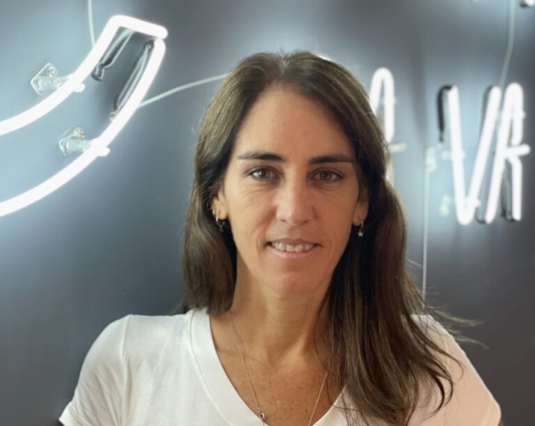 Ça Va Art anuncia Gabi Lemos, que chega para contribuir na área de novos negócios da produtora, atuando com publicidade e conteúdo.