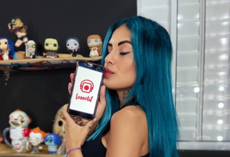 A cantora Tati Zaqui foi anunciada como nova embaixadora do Lomotif, aplicativo de música e vídeos que está desembarcando no Brasil.