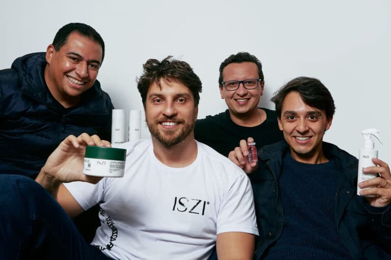 ISZI Cosméticos tem sua primeira campanha produzida pela VOA, com o tema "Experimente ser livre", e modelos que representam a mulher real.