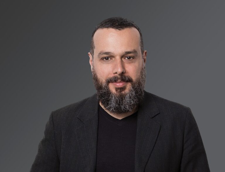 A DPZ&T anuncia importante movimentação em seu quadro societário, com executivos criando uma nova agência, e Fernando Diniz como novo CEO.