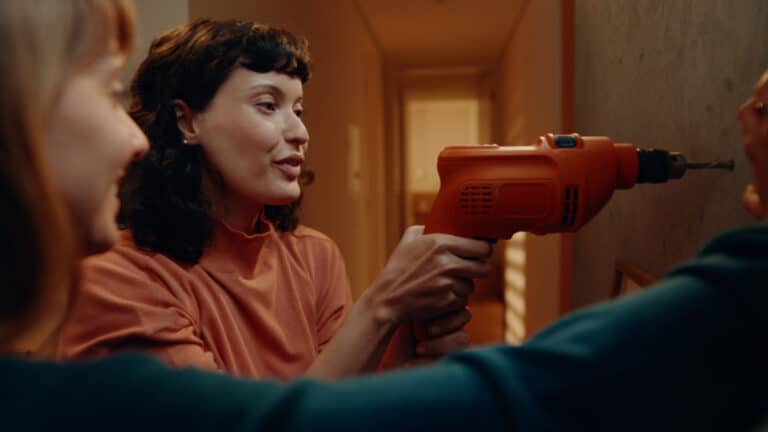 O Itaú Unibanco lança, junto à agência DPZ&T, sua campanha sobre consórcios, em seu primeiro grande movimento de mídia focado no produto.