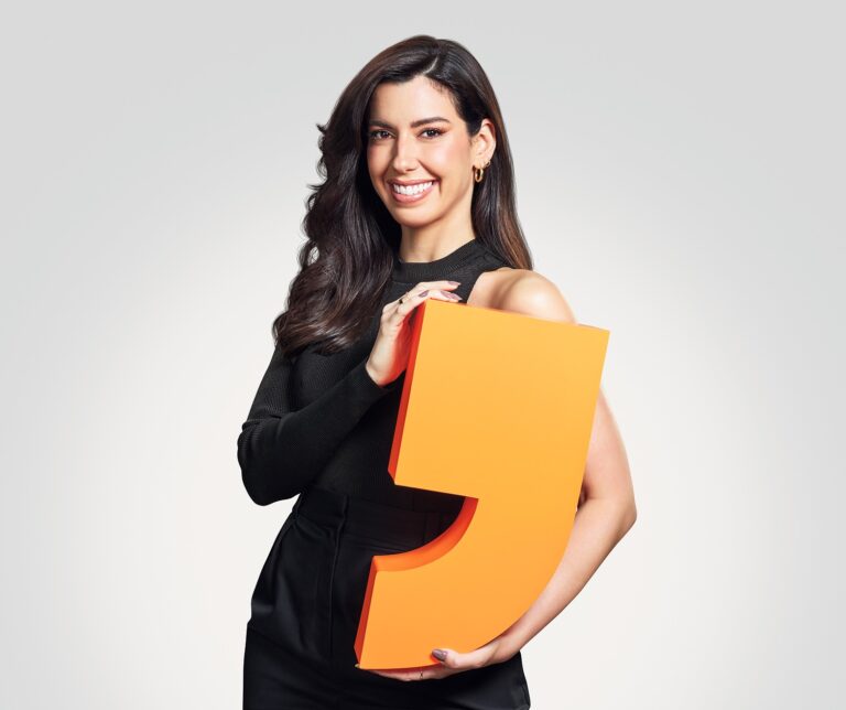 A You,inc lança campanha institucional apostando no fortalecimento do digital com a assinatura "You, are digital", com Camila Coutinho.