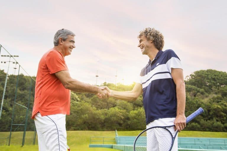A Aldo Solar acaba de anunciar o tenista brasileiro tricampeão de Roland Garros, Gustavo Kuerten, como embaixador da empresa.