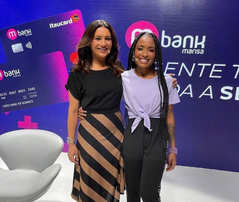 A Marisa lança neste mês de setembro a plataforma digital de produtos Mbank, durante uma live conduzida pela atriz Dira Paes.
