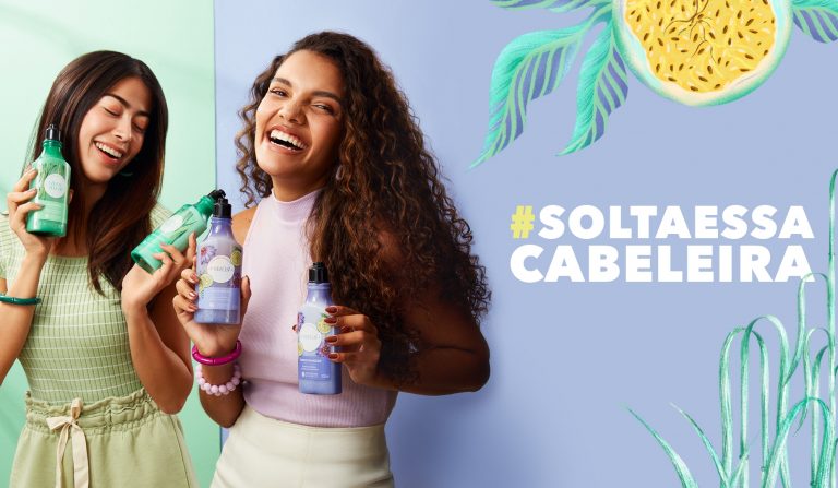 A L’Occitane au Brésil cria campanha que comunica a Linha Cabeleira Brasileira, e convida seguidores a soltar a cabeleira de forma inusitada.