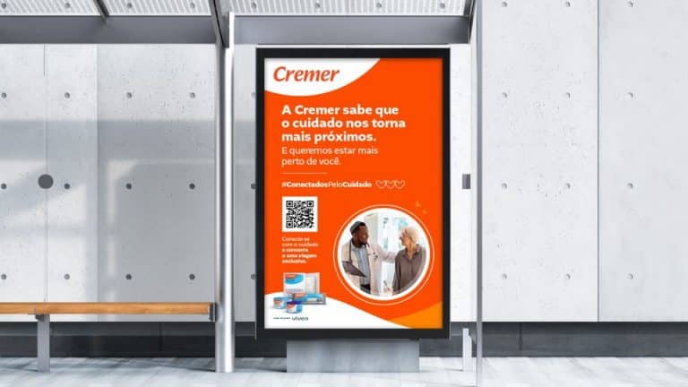 Cremer convida público a falar sobre conexão com o cuidado.