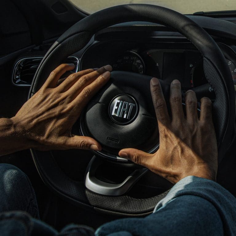 Fiat anuncia mais novo integrante em seu time: o ator Ícaro Silva, que irá viver aventuras a bordo do Fiat Argo Trekking.
