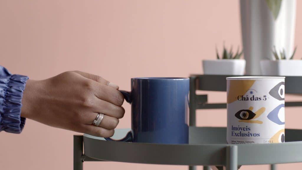 QuintoAndar lança seleção especial de chás para ajudar inquilinos e compradores a relaxarem durante a busca por um imóvel.