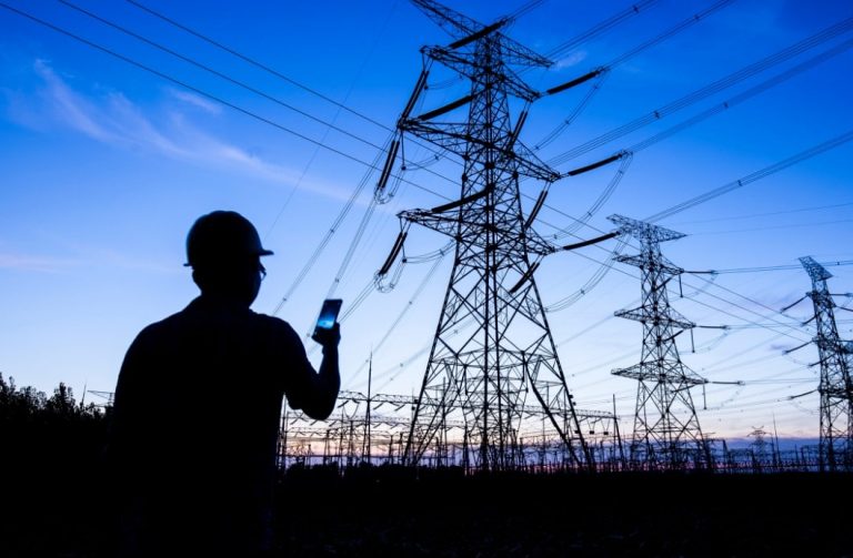 O Grupo Energisa dará um ano de conta de luz de graça para os clientes residenciais que pagarem suas contas de luz por QR Code PIX.
