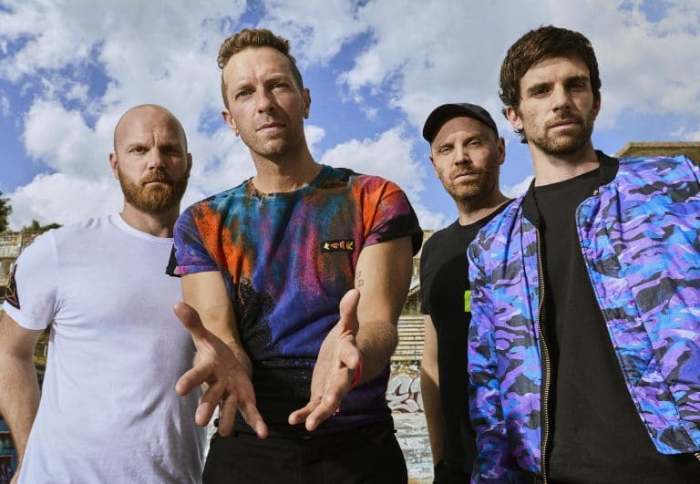 A BMW fornecerá baterias portáteis recarregáveis para a banda de rock britânica Coldplay, sendo este um novo capítulo em sua parceria.