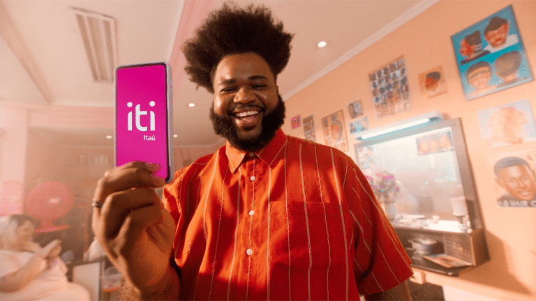 O iti, do Itaú Unibanco, lança sua primeira grande campanha publicitária, protagonizada por Juliette Freire e outos influenciadores.