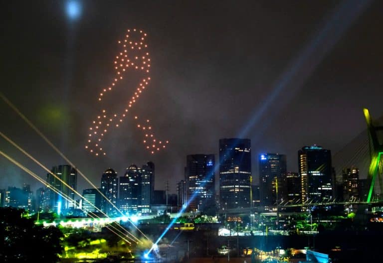 Johnnie Walker promoveu, no dia 15 de outubro, o Keep Walking Day, ação que marca o lançamento da campanha "Keep Walking" no Brasil.
