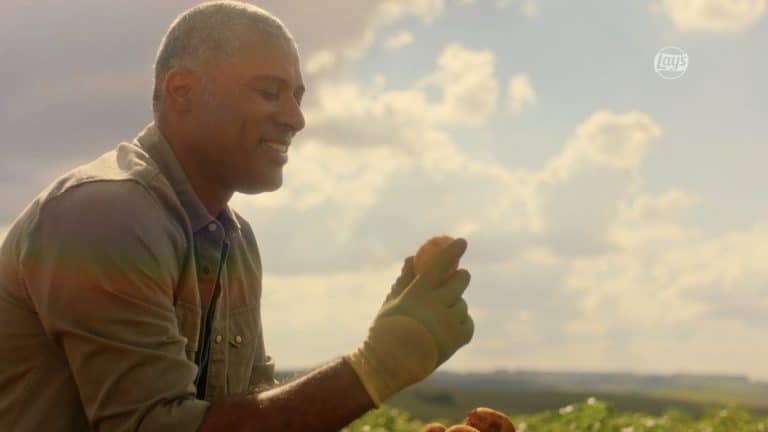 Lay's reforça o frescor e a naturalidade da marca.