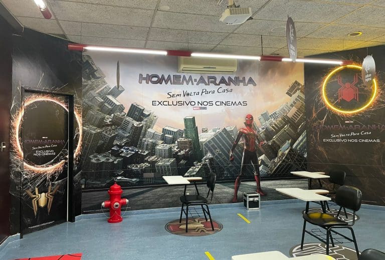 Cultura Inglesa e a Sony Pictures, celebrando o novo filme do Homem-Aranha, levam o personagem para dentro e fora das salas de aula.