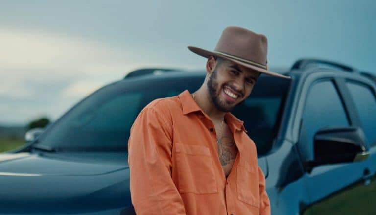 Chevrolet anuncia parceria com o cantor sertanejo Zé Felipe, que escolheu como seu novo carro a Chevrolet S10 Z71, apelidado por ele de “Zê”.