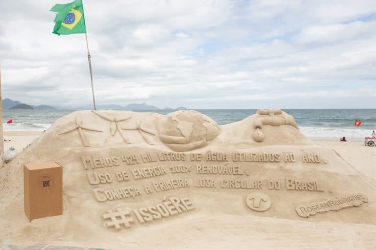 Renner promove intervenções artísticas na cidade do Rio de Janeiro.