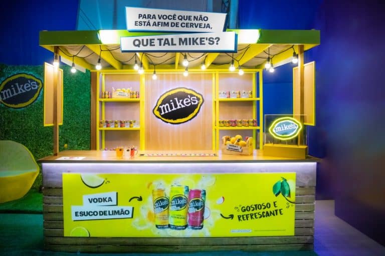 Mike's Hard Lemonade invade a tradicional São Paulo Oktoberfest, e chega nas festas deste ano como uma alternativa perfeita e saborosa.