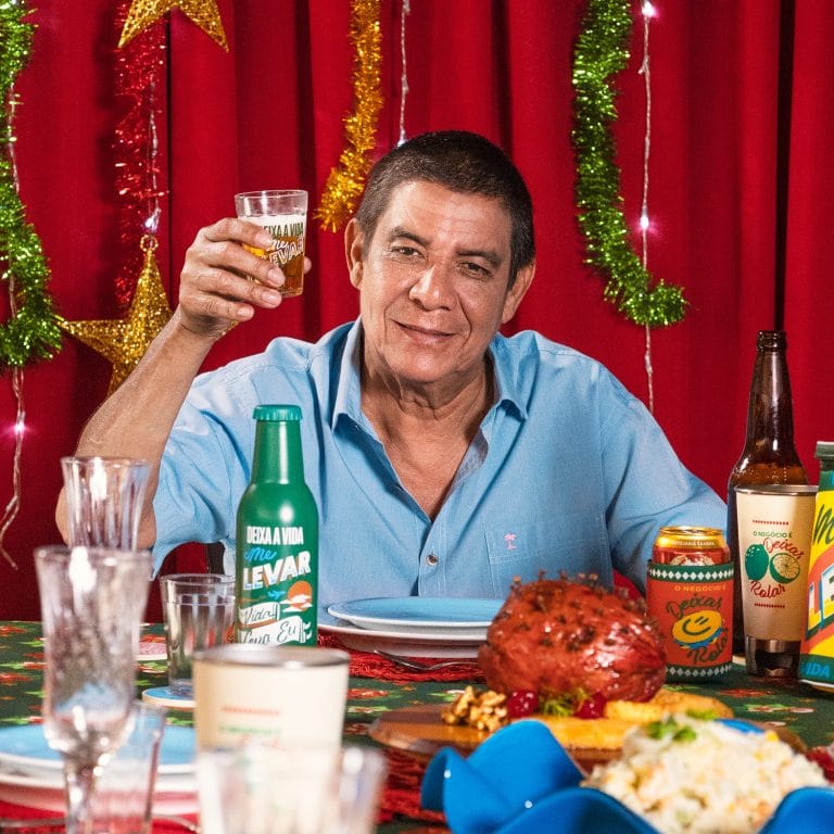 A Imaginarium, buscando se distanciar da ideia de um Natal com neve e frio, lançou uma coleção baseada no que seria um Natal “à brasileira”.