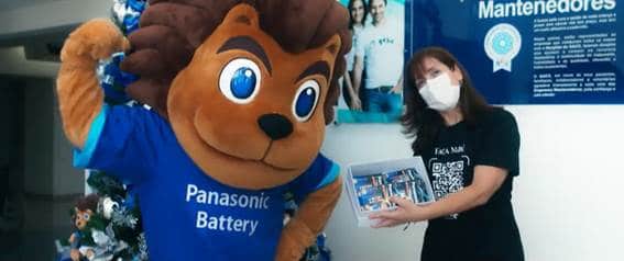 Panasonic do Brasil realizou ação solidária com o Hospital GACC VALE, com doações, montagem de decoração e visita do mascote da marca.