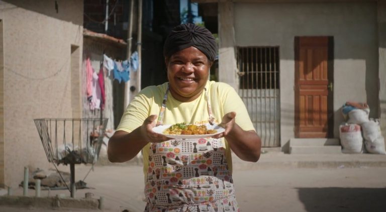 99Food, app de delivery que conecta pessoas aos melhores bares e restaurantes locais, lança uma emocionante websérie Cozinheira & Brasileira.