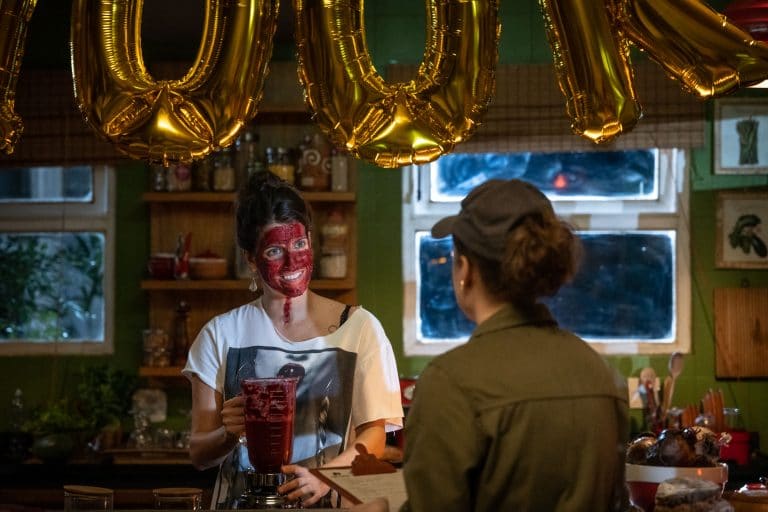 Estreia da série "As Seguidoras" com Maria Bopp tem trilha sonora da LOUD+.