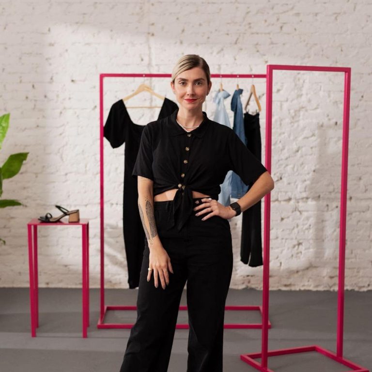 Marisa acaba de anunciar a Dica Fashion do Dia, a nova editoria do Universo M, plataforma digital para mulheres lançada em setembro de 2021.
