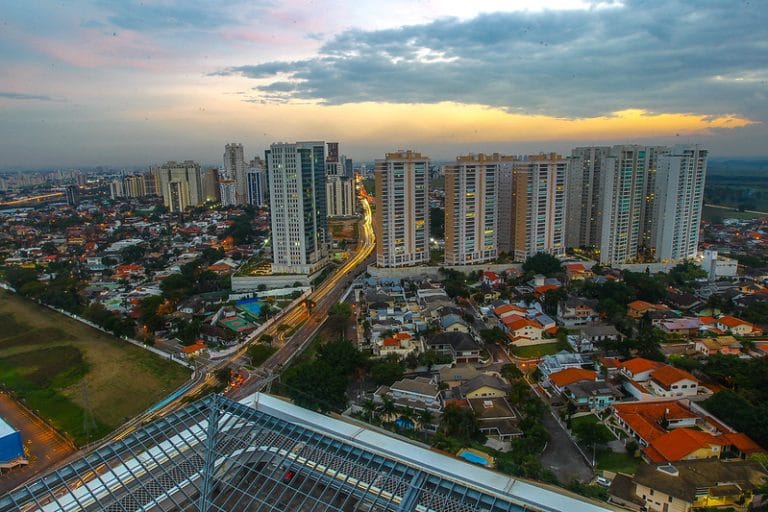 A certificação de São José dos Campos como primeira Cidade Inteligente do Brasil pela ABNT é tema de campanha criada pela agência Binder.