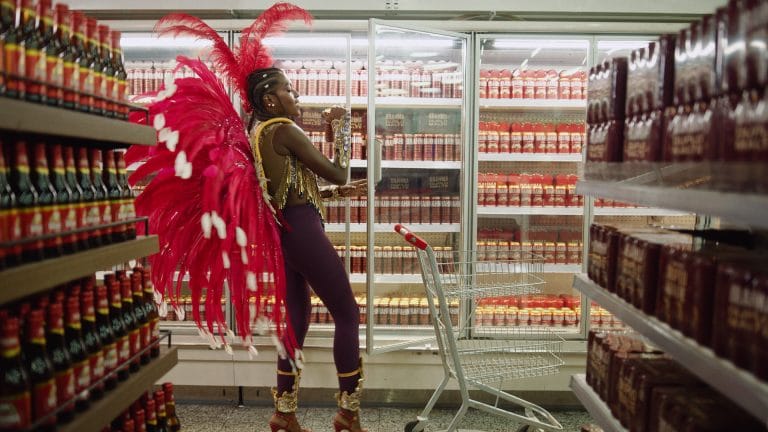 O Carnaval está de volta, e a Brahma convoca todos os brasileiros a festejarem o momento e celebrarem essa nova fase, agora, em abril.