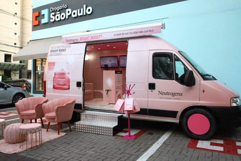 NEUTROGENA inicia esta semana uma série de ativações para promover seu principal lançamento do ano, a nova linha antissinais BRITGH BOOST.