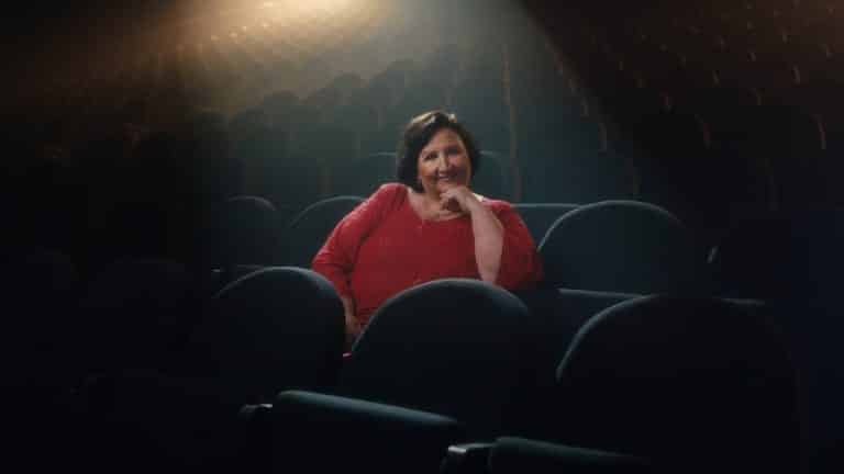 A L'Occitane au Brésil, conhecida pela sua personalidade única, cria ação de Dia das Mães protagonizada pela "mãe do Brasil", Déa Lúcia.