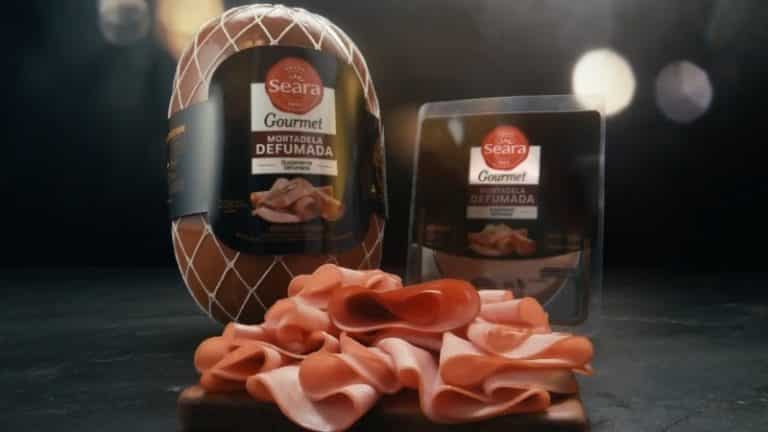 Com a Mortadela Duplamente Defumada Seara Gourmet como protagonista, Seara convida o consumidor para uma experiência única de descobertas.