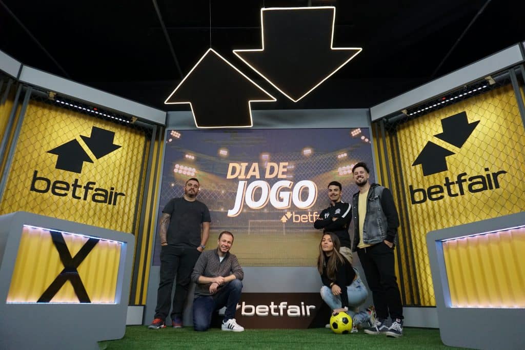 A Betfair se associou ao jornalista Tiago Leifert para lançar Dia de Jogo, um novo programa com muito conteúdo sobre futebol.