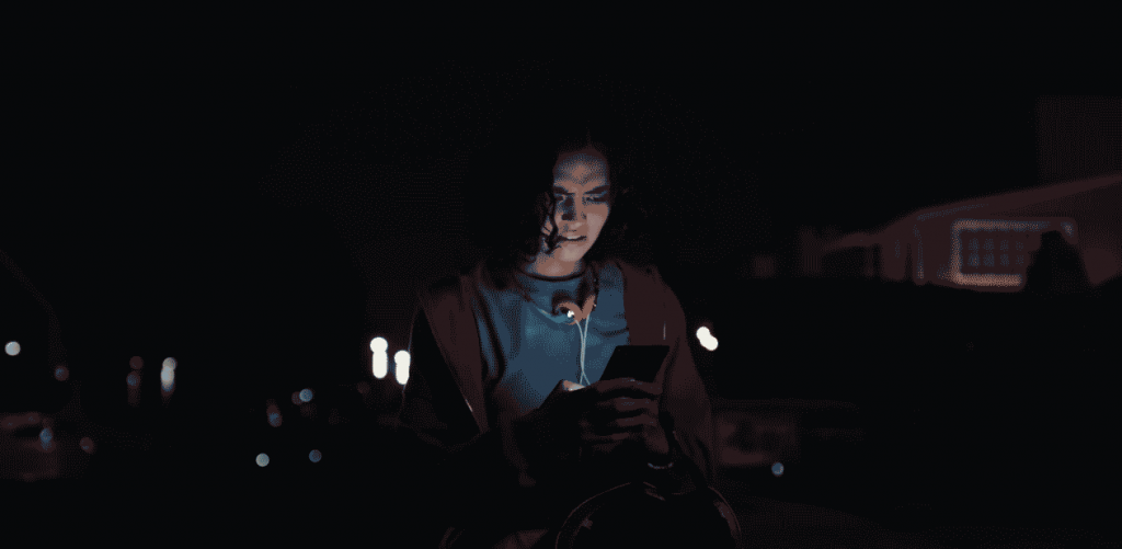 A Samsung lança curta-metragem que utiliza recursos premium do Galaxy S22 Ultra 5G, como o Nightography, para homenagear Stranger Things.